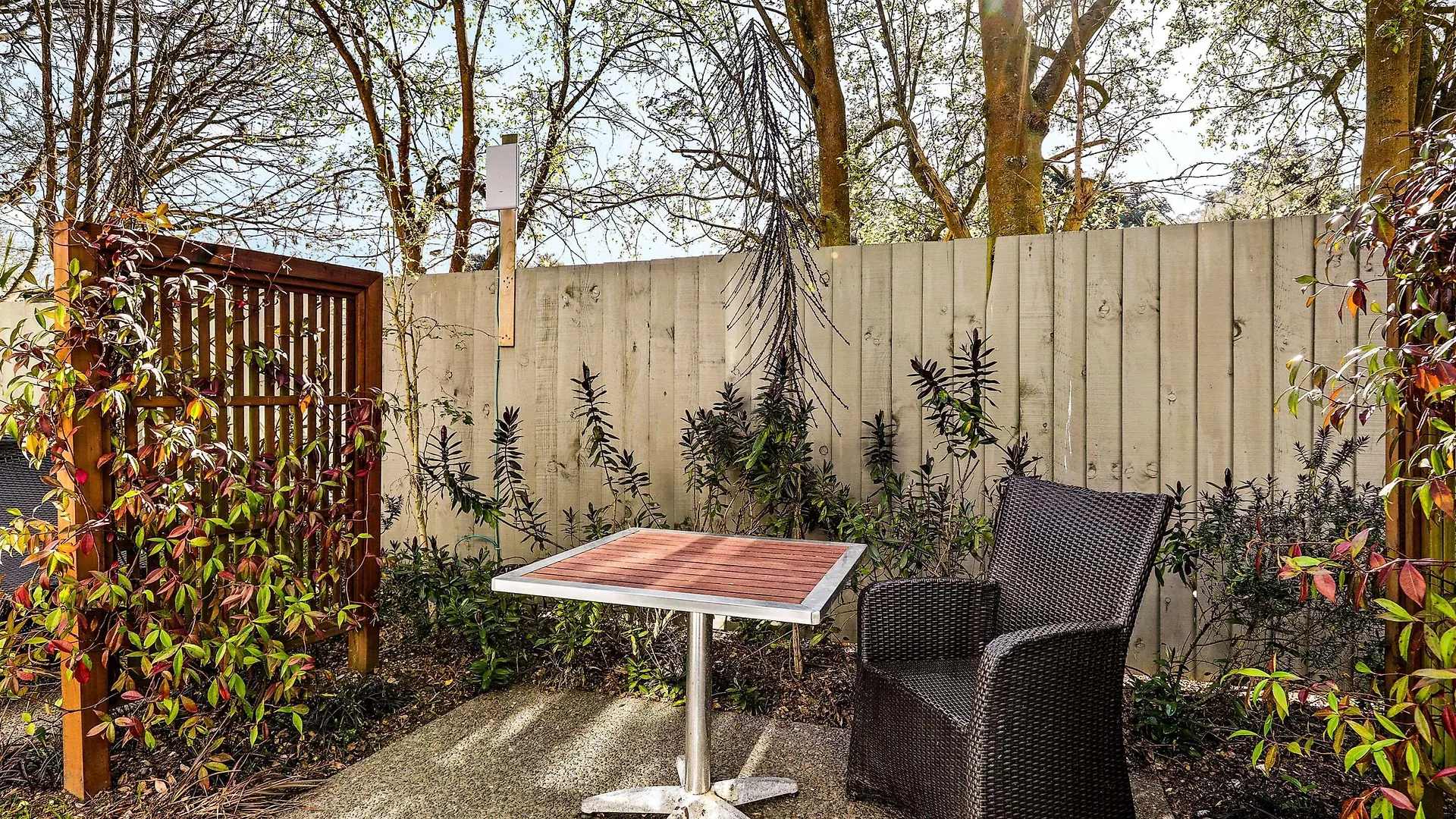 Quality Suites Amore Christchurch 4*,