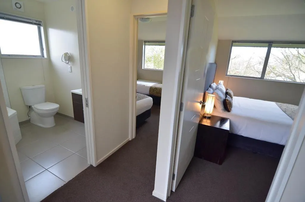 **** Hotel Quality Suites Amore Christchurch New Zealand