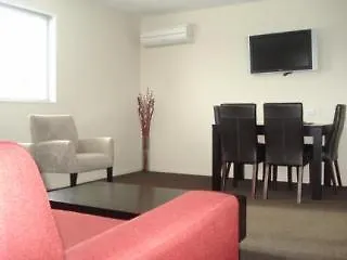 Quality Suites Amore Christchurch